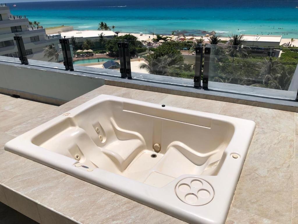 Ferienhaus Fabulous Oceanview With Private Plunge Pool Plus Access To Beach&pools Cancún